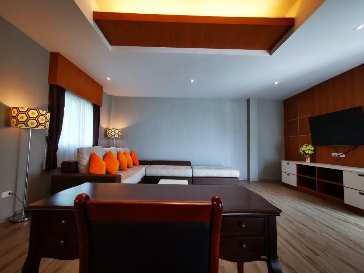 Kanita Pool Villa Karon Esterno foto