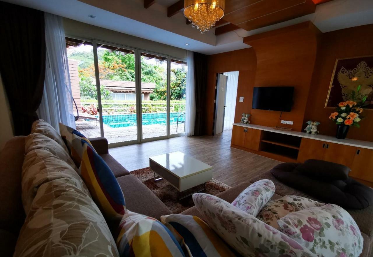 Kanita Pool Villa Karon Esterno foto